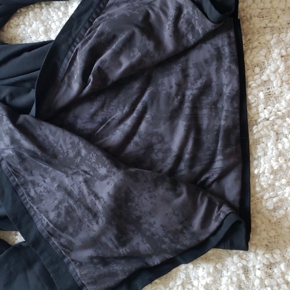 Lululemon Sweater Womens Size 6 blaxk Coast Wrap Jacket Snap Front - Picture 5 of 7